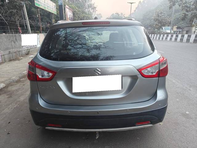 https://images10.gaadi.com/usedcar_image/4345600/original/processed_ad6be532cddce28005c972f815d4ac32.jpg?imwidth=6401