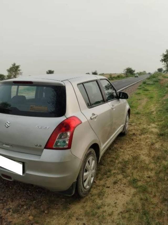 https://images10.gaadi.com/usedcar_image/4345663/original/processed_2167ab53-988b-4aaa-92ba-da702b17ab1f.jpg?imwidth=6402