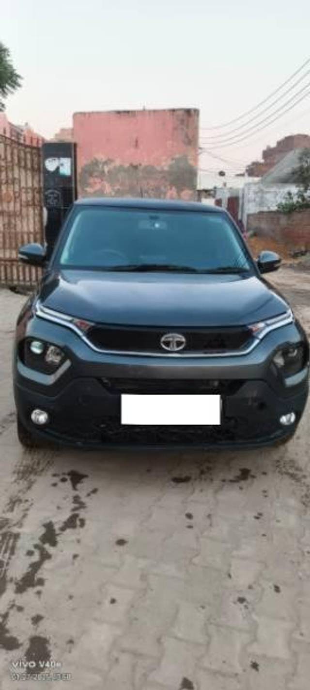 https://images10.gaadi.com/usedcar_image/4345674/original/processed_27f412e4-339f-496e-bce3-f5cb063d301a.jpg?imwidth=6400