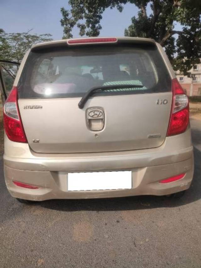 https://images10.gaadi.com/usedcar_image/4345726/original/processed_6819a905-8613-476c-9b84-d30998adec50.jpg?imwidth=6401