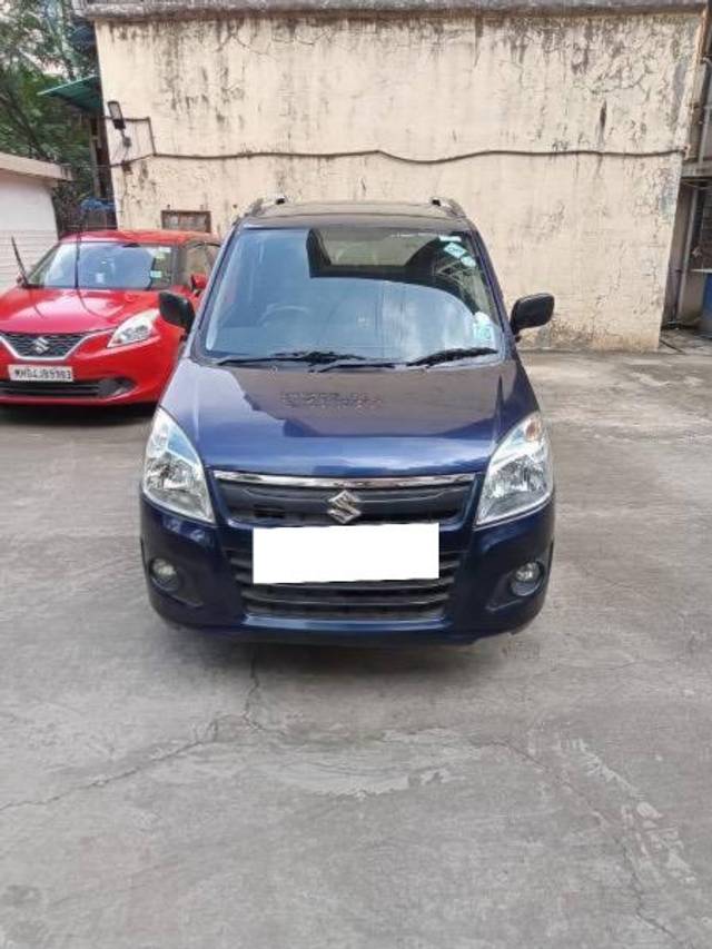 https://images10.gaadi.com/usedcar_image/4345823/original/processed_481c6cbf-0417-407e-8159-5b2d27564a01.jpeg?imwidth=6402