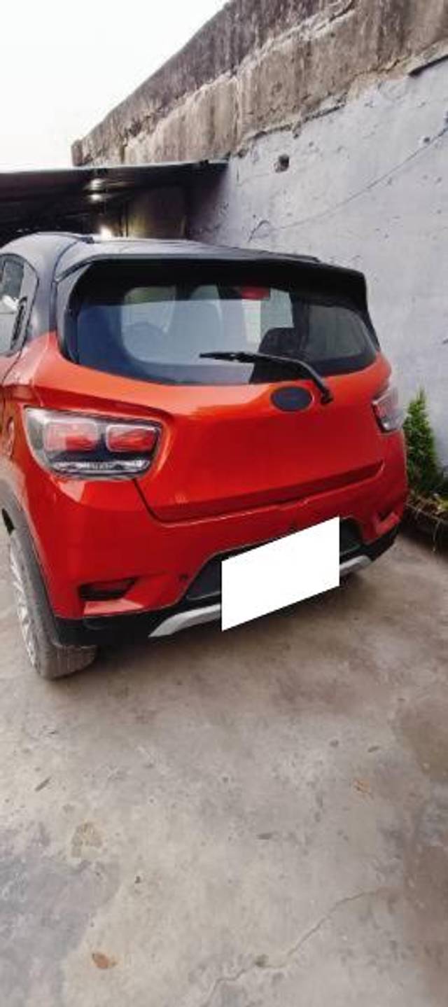 https://images10.gaadi.com/usedcar_image/4345885/original/processed_4fdd3e6b-3e62-4956-a3f3-a6a7f233c15e.jpg?imwidth=6402