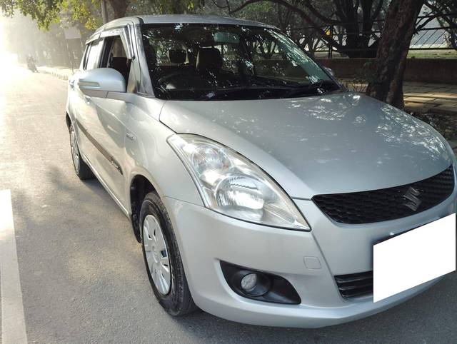 https://images10.gaadi.com/usedcar_image/4345943/original/processed_6505dd096730b2102385d13182937795.jpg?imwidth=6400