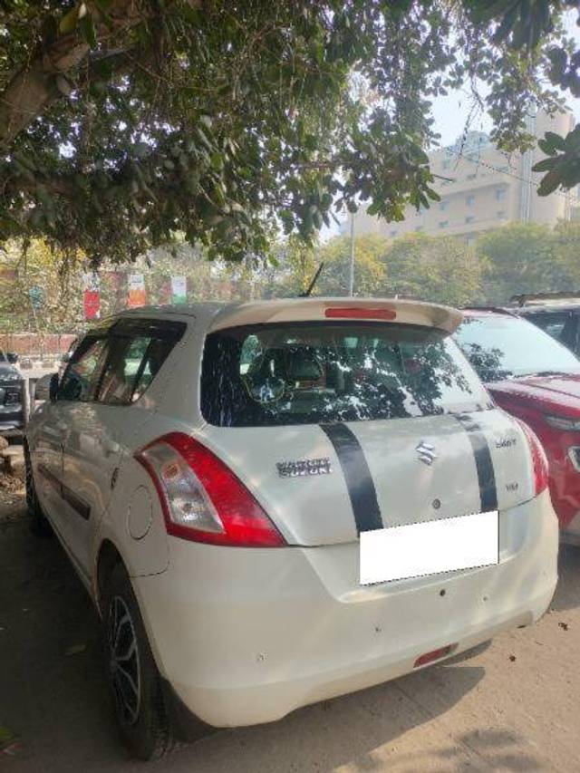 https://images10.gaadi.com/usedcar_image/4345971/original/0318aec7c46072819f6a215ef284b6e2.jpg?imwidth=6401