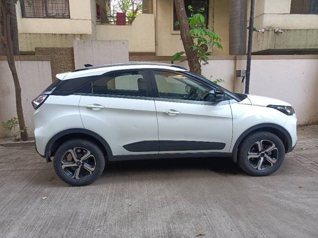 https://images10.gaadi.com/usedcar_image/4345994/original/80e62306bb98beb3af4352a11d034996.jpg?imwidth=6402