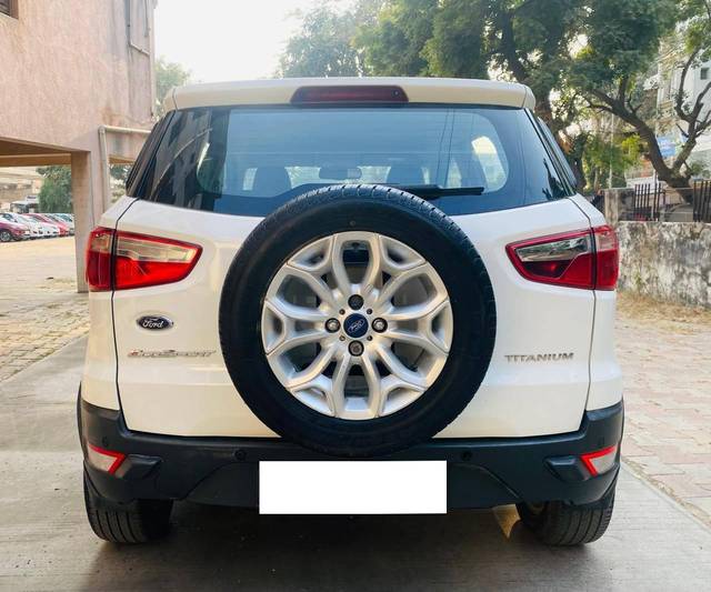 https://images10.gaadi.com/usedcar_image/4346016/original/processed_02ca682c8b83b259bc0b1e45c32d79c4.jpg?imwidth=6402