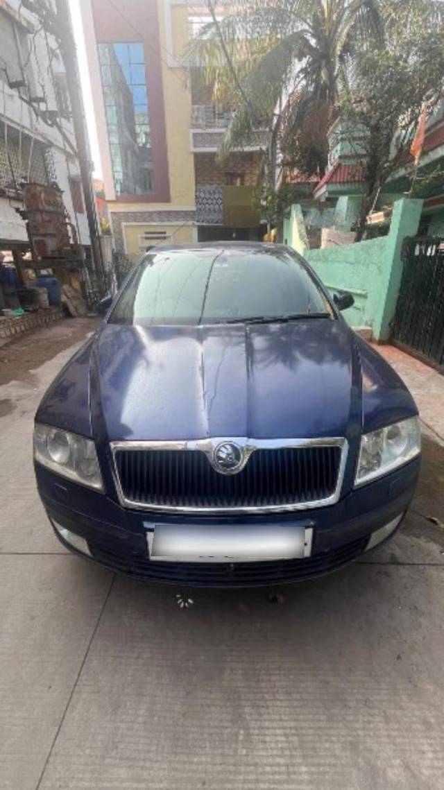 https://images10.gaadi.com/usedcar_image/4346067/original/57d29ddef81581b88667c23a7c5417d3.jpeg?imwidth=6400