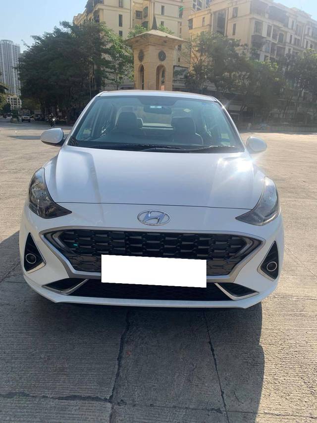 https://images10.gaadi.com/usedcar_image/4346079/original/processed_4d27b32d6a1ae3f717ca86e6e313b9f9.jpg?imwidth=6400