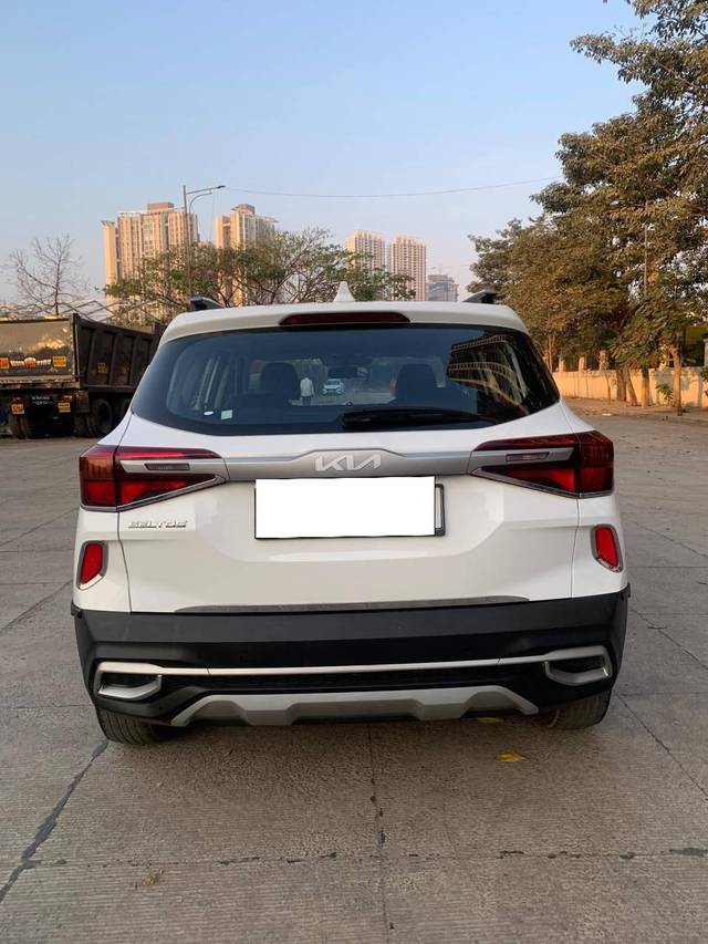 https://images10.gaadi.com/usedcar_image/4346084/original/processed_678e05519453e447b51ac520c250ca02.jpg?imwidth=6402