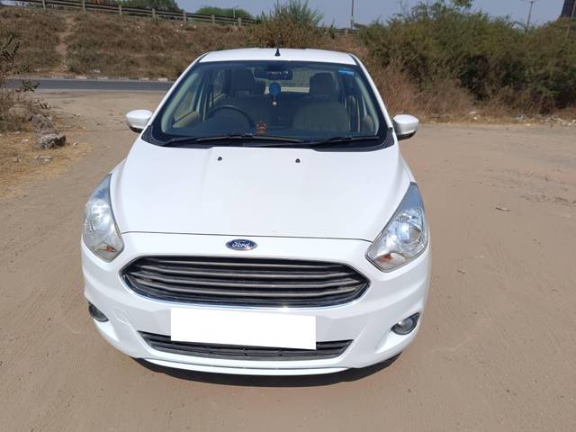 https://images10.gaadi.com/usedcar_image/4346100/original/processed_4d253e46e8f7f1b03dbe90eb32a6badb.jpg?imwidth=6400