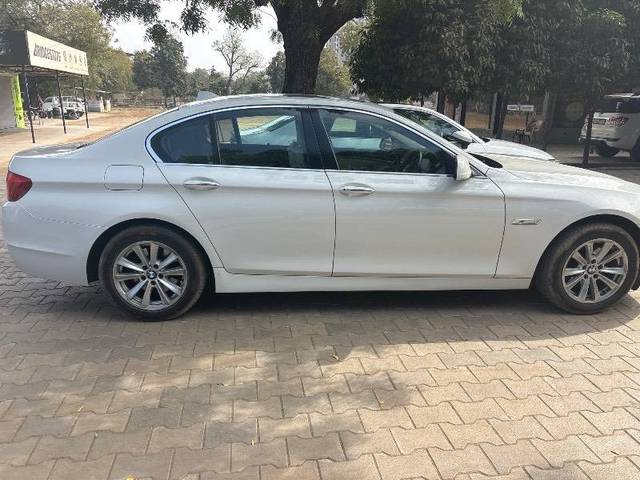 https://images10.gaadi.com/usedcar_image/4346151/original/59dbf3aaf89db39eb009532bd28cf3f8.jpg?imwidth=6402