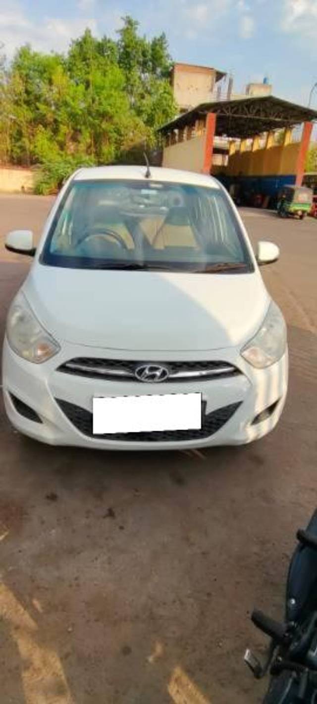 https://images10.gaadi.com/usedcar_image/4346195/original/processed_cc703047-ae1a-4feb-b171-a2a980cfe91d.jpg?imwidth=6400