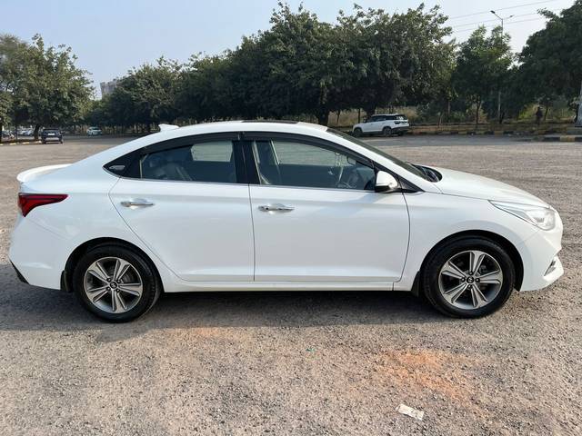 https://images10.gaadi.com/usedcar_image/4346245/original/ae65b0d7ff98d7d2cc39b57bd48d1727.jpg?imwidth=6401