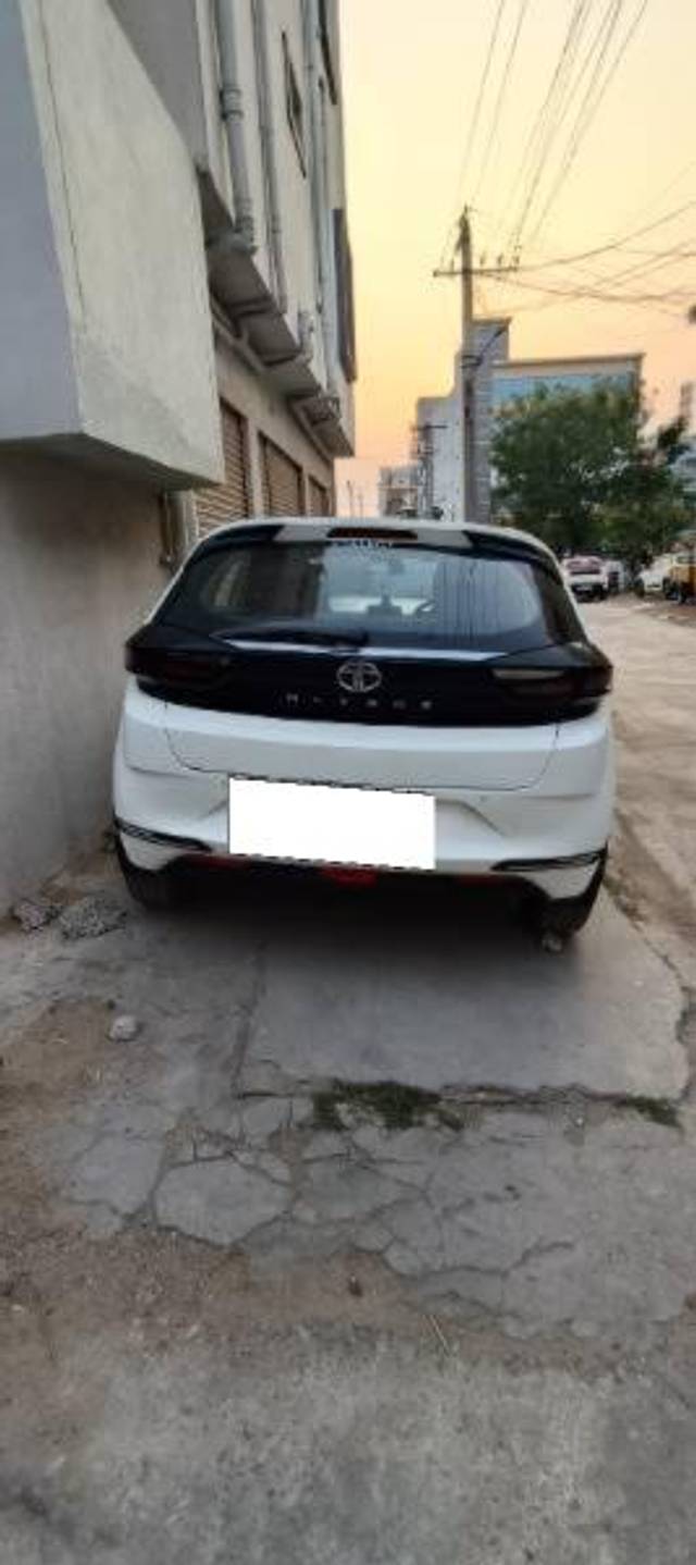 https://images10.gaadi.com/usedcar_image/4346402/original/processed_da46f5d6-c5d8-4a31-b58c-a5f2be012506.jpg?imwidth=6400