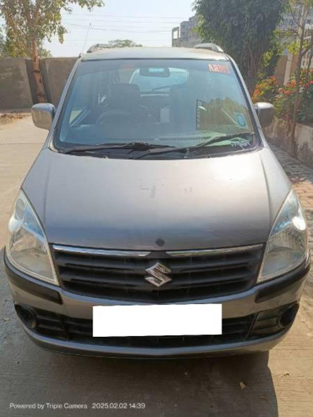 https://images10.gaadi.com/usedcar_image/4346436/original/processed_0533b86a-af25-4731-9f8b-f78fd5c863e4.jpg?imwidth=6401