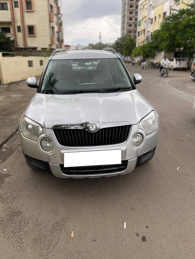 https://images10.gaadi.com/usedcar_image/4346477/original/processed_433792389f4daa9b4c42749ed7e35ec1.jpg?imwidth=6402