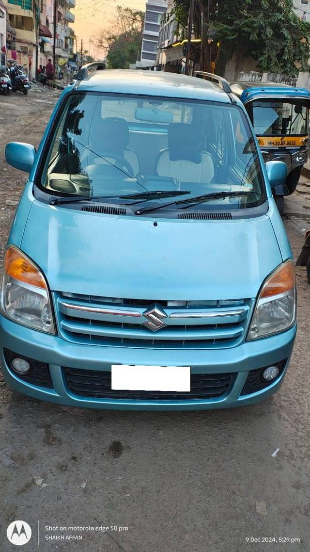 https://images10.gaadi.com/usedcar_image/4346859/original/processed_6e5821df1a40e5583643dfdee1e2a931.jpg?imwidth=6400