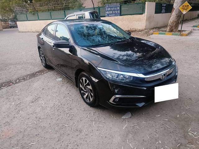 https://images10.gaadi.com/usedcar_image/4346873/original/processed_affa7b6e36808abb6d6e637b6face740.jpg?imwidth=6400