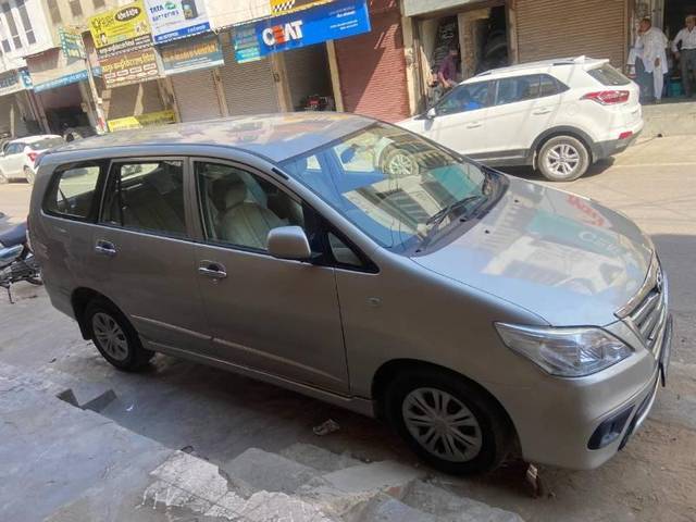 https://images10.gaadi.com/usedcar_image/4346972/original/processed_6e397a8a-d537-4614-b306-49cd7cb0d676.jpg?imwidth=6400