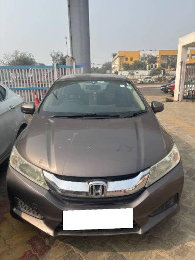 https://images10.gaadi.com/usedcar_image/4347008/original/processed_ea1b95f0-82b5-4523-8a52-ec0eb75005b6.jpeg?imwidth=6400