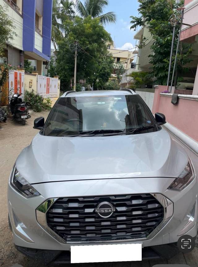 https://images10.gaadi.com/usedcar_image/4347190/original/processed_727fc6b7-791e-466e-8121-36f35a4dd14f.jpeg?imwidth=6400