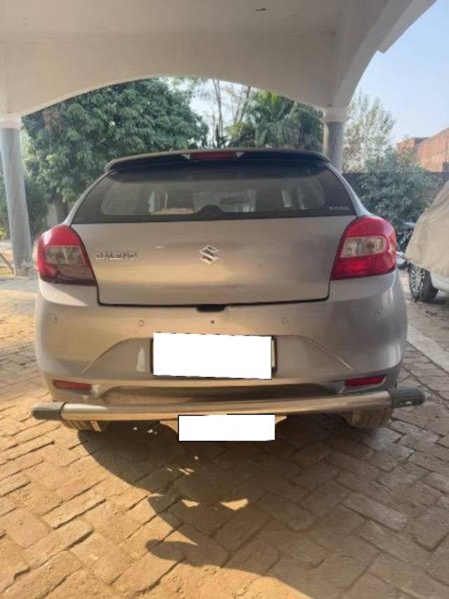 https://images10.gaadi.com/usedcar_image/4347256/original/processed_13cf92ac-bcdd-4089-8740-3ac8e94a29fe.jpeg?imwidth=6401