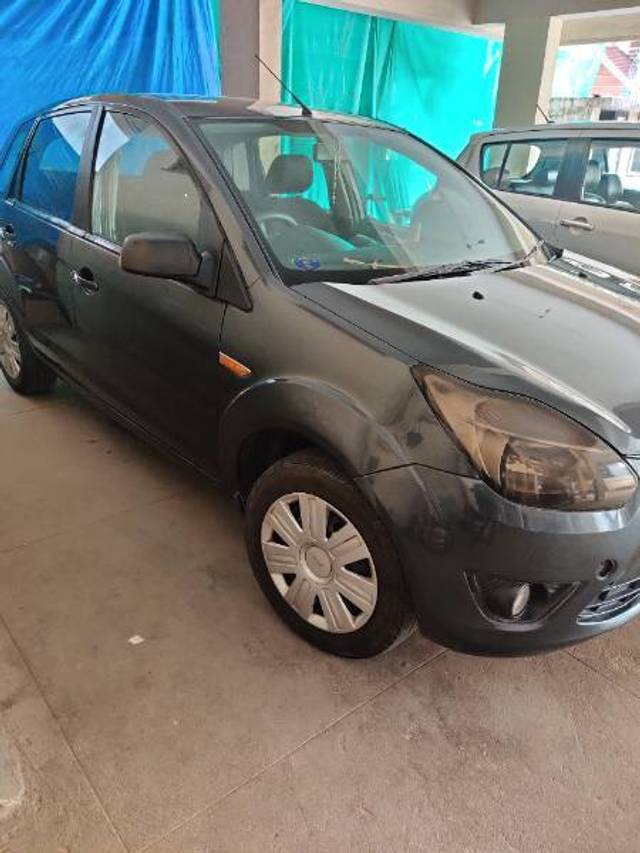 https://images10.gaadi.com/usedcar_image/4347292/original/4f8494b70740196fdffe39849cd554b3.jpg?imwidth=6402