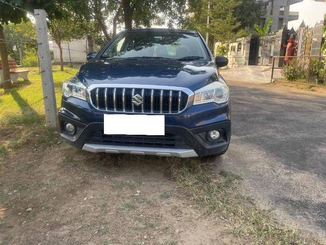 https://images10.gaadi.com/usedcar_image/4347299/original/726e2ab5306e286c03befda004deb884.jpeg?imwidth=6400