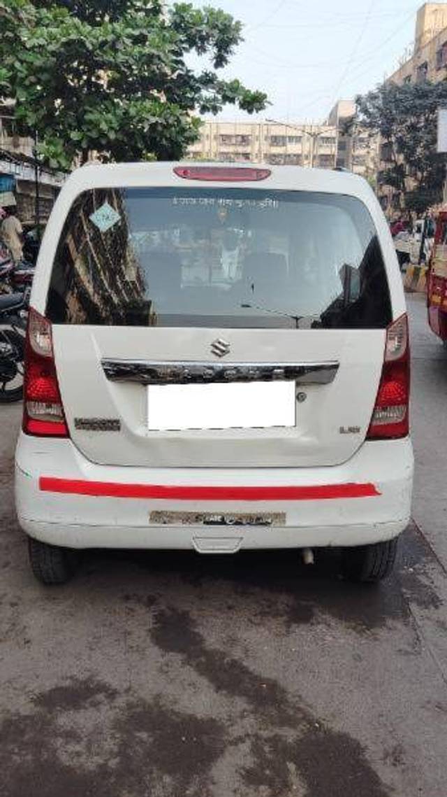 https://images10.gaadi.com/usedcar_image/4347338/original/dee0891da4ffca5226211342dbe82a3c.jpeg?imwidth=6401