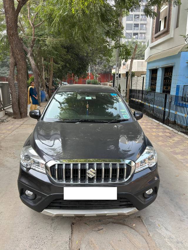 https://images10.gaadi.com/usedcar_image/4347365/original/processed_e423fad7-28d4-480d-b9ad-933acb53c05c.jpg?imwidth=6400