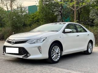 Toyota Camry 2015-2022 Toyota Camry Hybrid