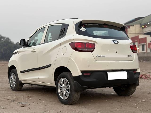 https://images10.gaadi.com/usedcar_image/4347487/original/processed_76b97e335d4551054a595f38068dcc80.jpg?imwidth=6402