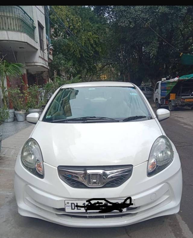 https://images10.gaadi.com/usedcar_image/4347521/original/processed_bc32cc91d6f3067e14e701a62ad195b8.jpg?imwidth=6400