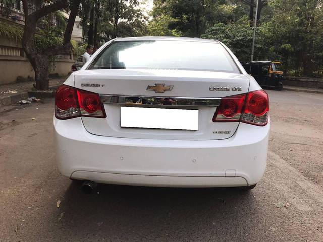 https://images10.gaadi.com/usedcar_image/4347589/original/processed_b9129590a890651ba7486ed0a895bb83.jpg?imwidth=6402