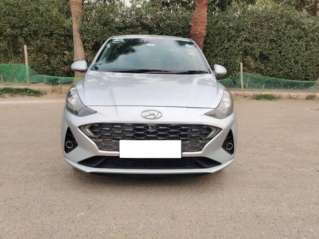 https://images10.gaadi.com/usedcar_image/4347663/original/processed_9427400c4b8f46b21437f3e3683e7477.jpg?imwidth=6401