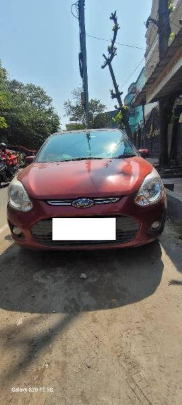 https://images10.gaadi.com/usedcar_image/4347693/original/processed_965c8053-d66a-4387-b948-f962a5108b08.jpg?imwidth=6400