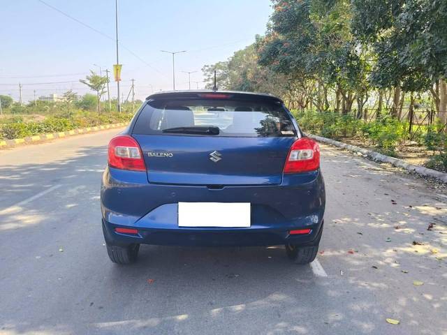 https://images10.gaadi.com/usedcar_image/4347697/original/processed_f28a5fc45c1f5a4054cd92379692be57.jpg?imwidth=6402