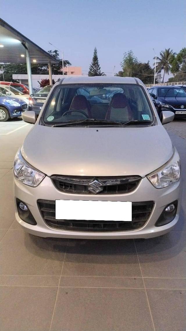 https://images10.gaadi.com/usedcar_image/4347716/original/processed_c8db62d83b4cd1dfa12d8611daa04c91.jpg?imwidth=6400