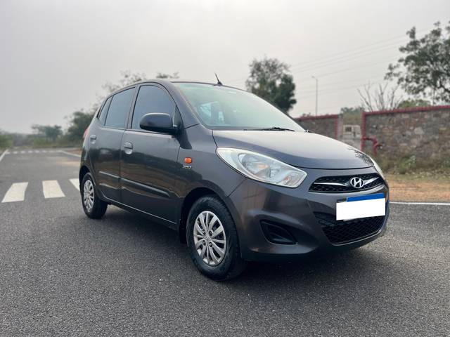 https://images10.gaadi.com/usedcar_image/4347737/original/processed_06a960255cbb262049dc7bbf65e5f214.jpg?imwidth=6400