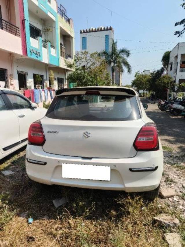 https://images10.gaadi.com/usedcar_image/4347763/original/processed_d5f663d6-f525-4f78-92ab-789237097a9e.jpg?imwidth=6402