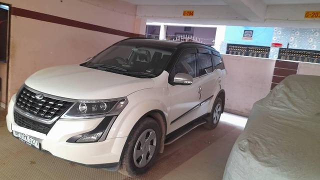 https://images10.gaadi.com/usedcar_image/4347809/original/processed_13d668b0-0632-498e-ba4f-ab978979cc21.jpeg?imwidth=6401