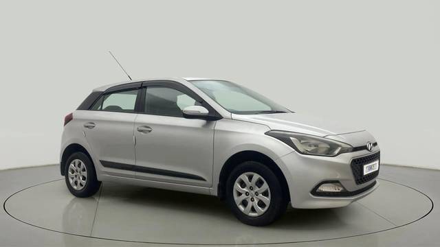 https://images10.gaadi.com/usedcar_image/4347838/original/90de062c20c42caa5567c0eacc157cb5.jpg?imwidth=6400