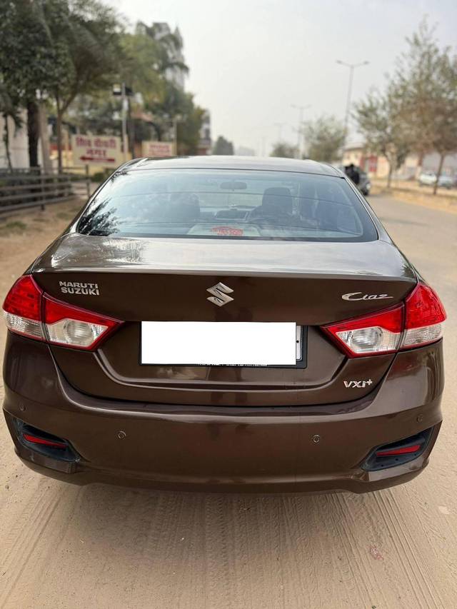 https://images10.gaadi.com/usedcar_image/4347918/original/processed_bc449913dae4751f0dd0ed1d47087427.jpg?imwidth=6402