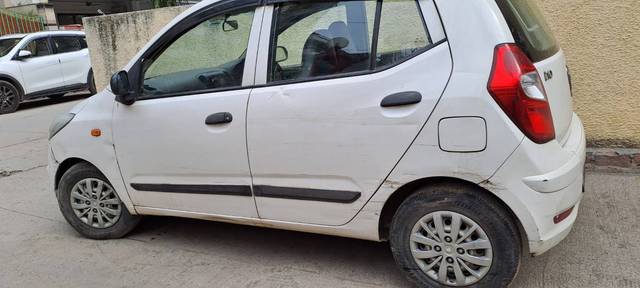 https://images10.gaadi.com/usedcar_image/4347940/original/93818e9c8bce03118ba367edf5c0a4d4.jpg?imwidth=6402