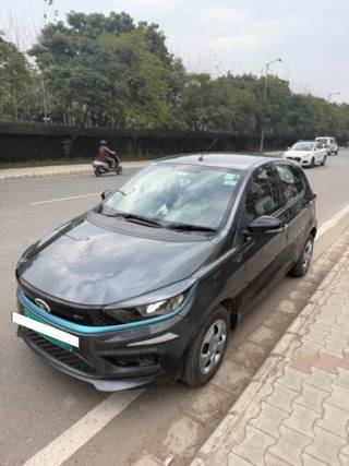 Tata Tiago EV Tata Tiago EV XT LR