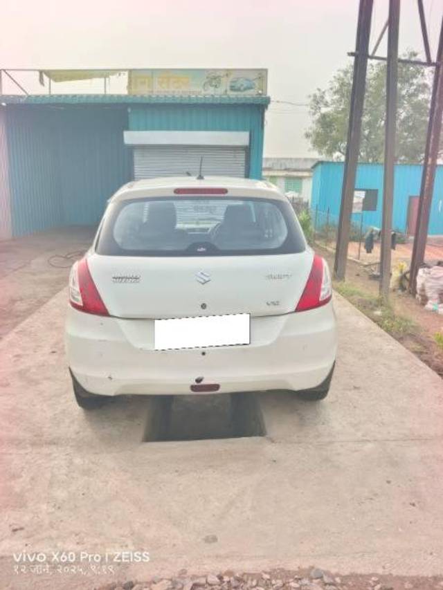 https://images10.gaadi.com/usedcar_image/4347984/original/processed_b59b0a83-02b9-4be9-a52d-ba776b07ece9.jpg?imwidth=6402