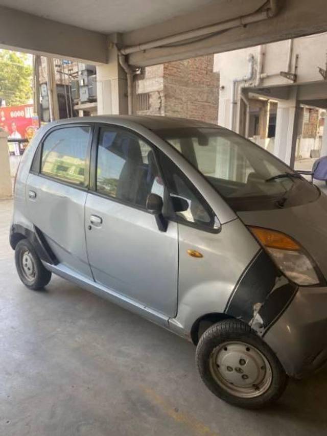 https://images10.gaadi.com/usedcar_image/4348009/original/processed_e4a3e3ab-ed98-4af9-8e62-06a87fb61f36.jpg?imwidth=6402