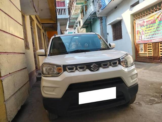 https://images10.gaadi.com/usedcar_image/4348086/original/processed_e3cb5536-8009-42fe-920f-204eed1e3cf7.jpg?imwidth=6400