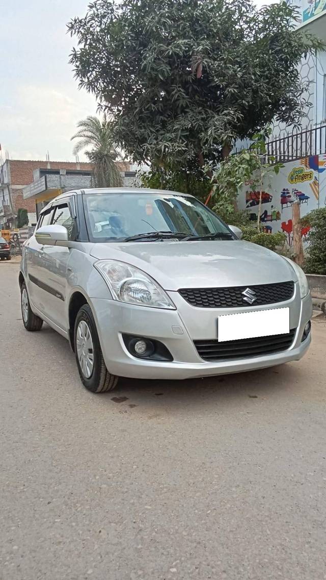 https://images10.gaadi.com/usedcar_image/4348098/original/processed_8af3c7f60e943cbbf07eae30088e4371.jpg?imwidth=6400