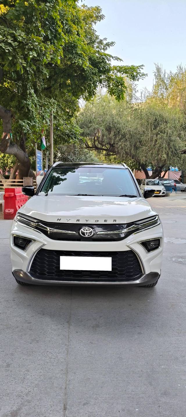 https://images10.gaadi.com/usedcar_image/4348159/original/processed_8a944993facf043d0a964a1417898e68.jpg?imwidth=6400